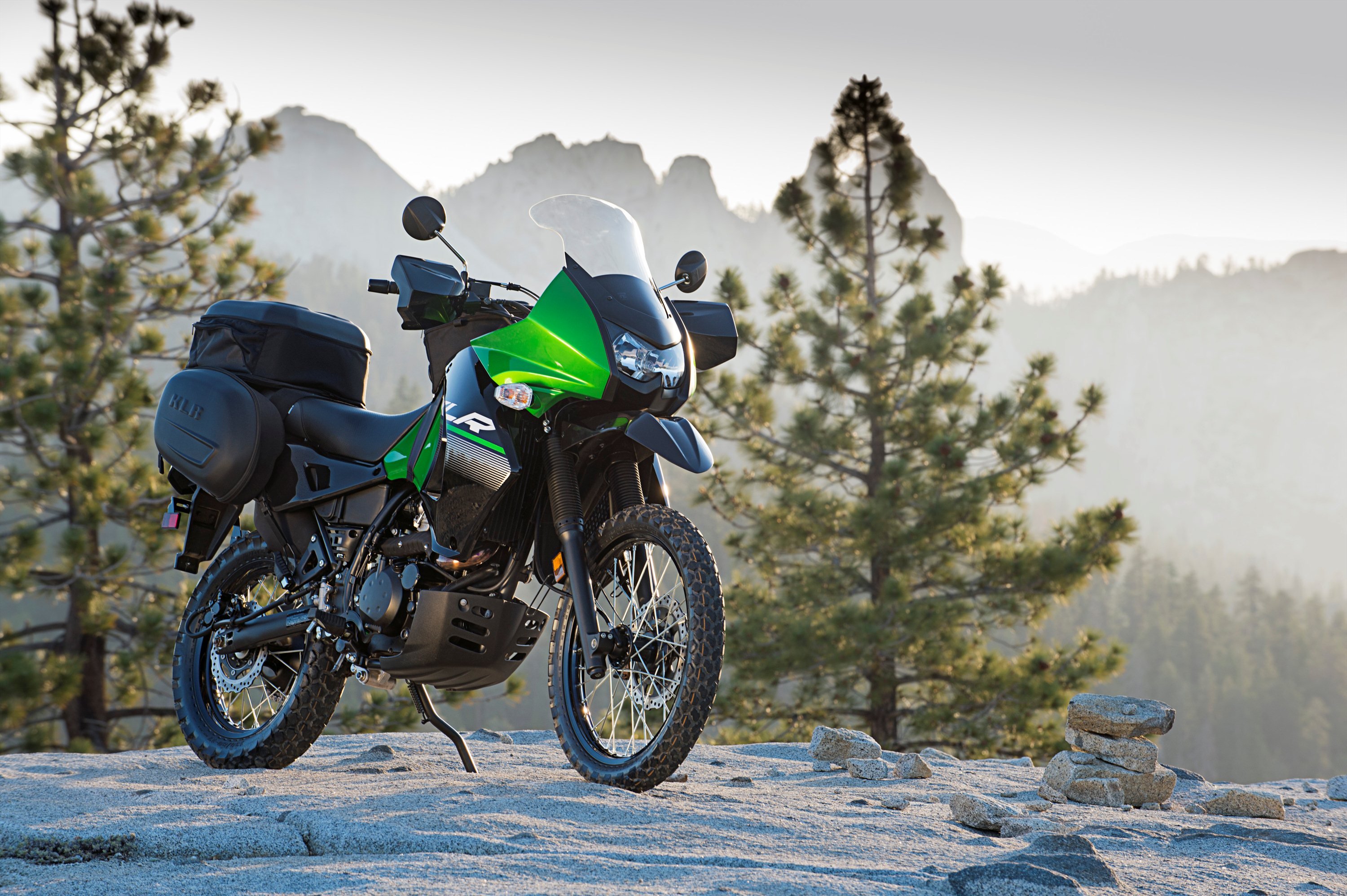 Best Motorcycle Tyre and Size Guide for the Kawasaki KLR 