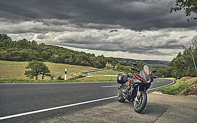 Best Sports Touring Tyres of 2024